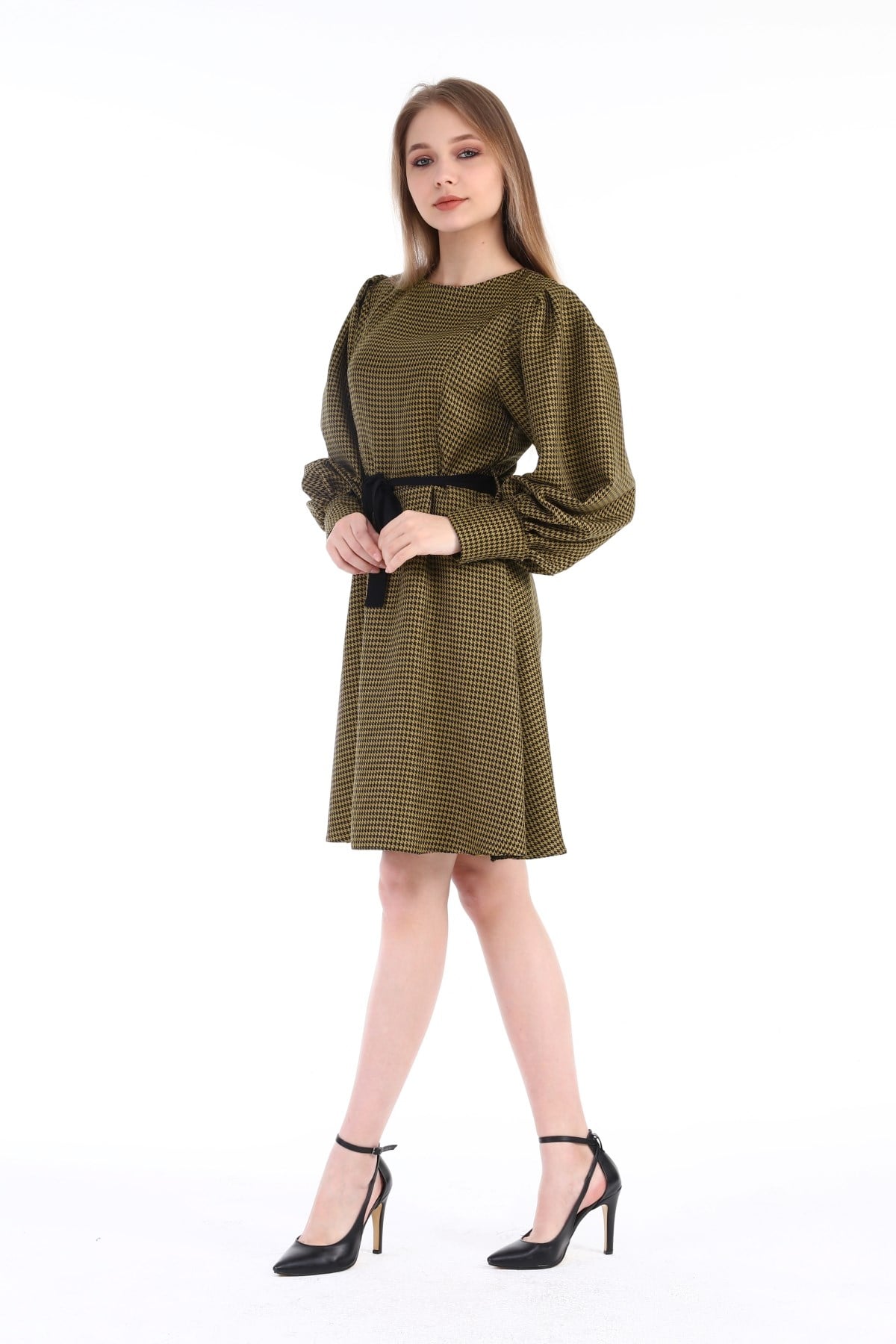Round Neck Sleeves Pleated Wide Cuffs Zipper Houndstooth Patterned Black Brown Dress
