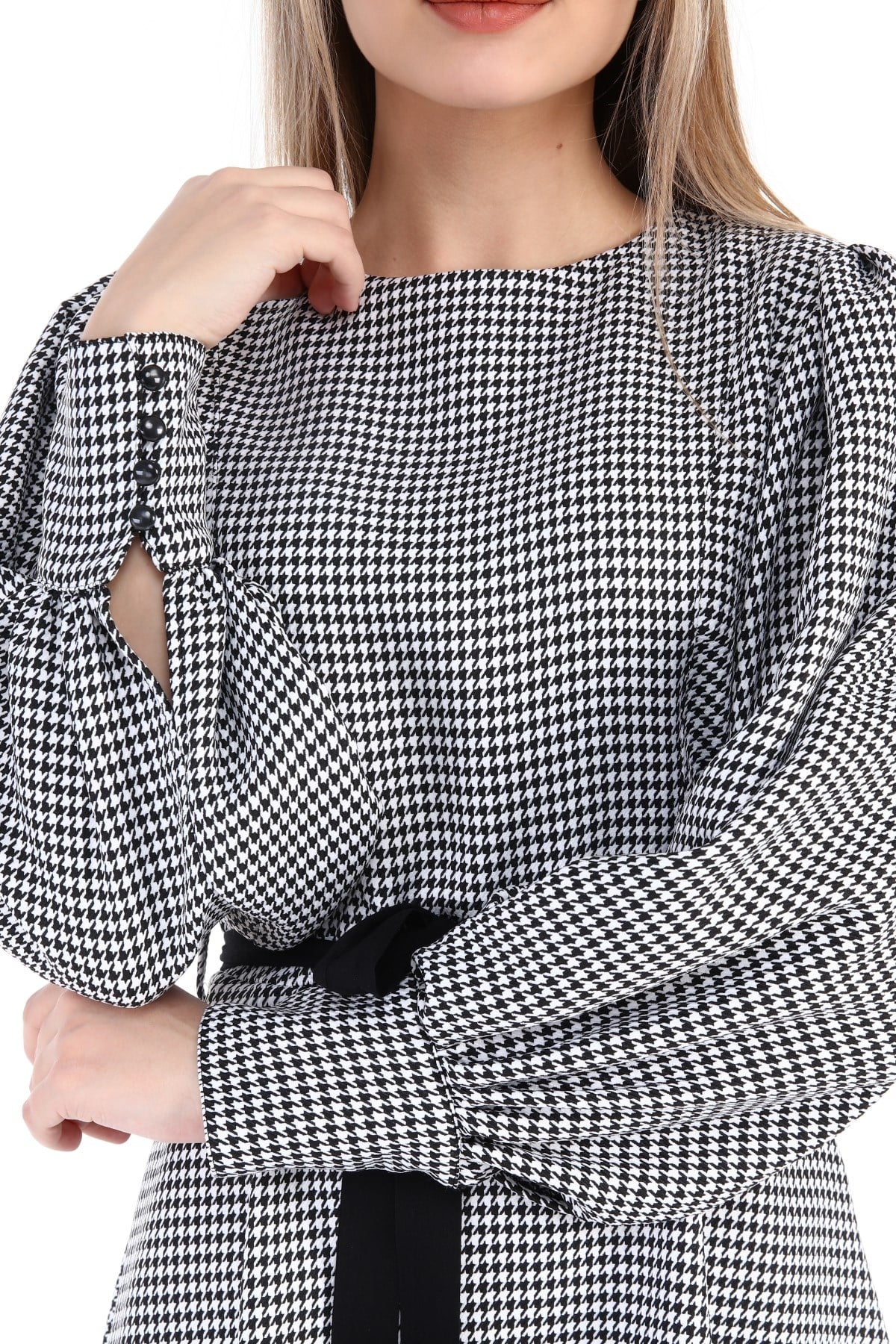 Round Neck Sleeves Pleated Wide Cuffs Zipper Houndstooth Patterned Black and White Dress