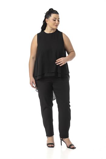 Büyük Beden Arkadan Düğmeli Asimetrik Kesim Çift Kat Şifon Siyah Bluz