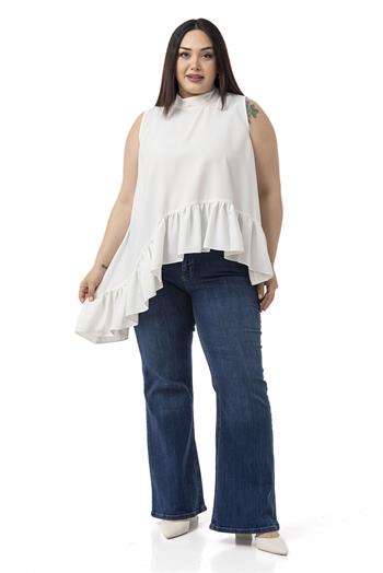 Büyük Beden Asimetrik Kesim Eteği Fırfırlı Yarım Dik Yaka Beyaz Bluz