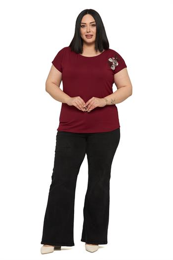 Büyük Beden Düşük Kısa Kollu Omuzda Papatya Desenli Bordo Bluz