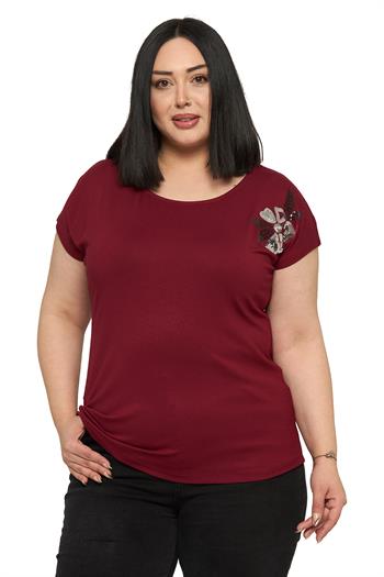Büyük Beden Düşük Kısa Kollu Omuzda Papatya Desenli Bordo Bluz