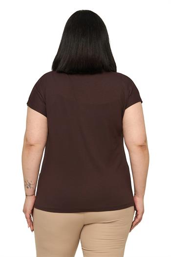 Büyük Beden Düşük Kısa Kollu Omuzda Papatya Desenli Kahverengi Bluz