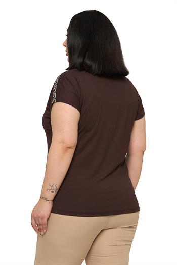 Büyük Beden Düşük Kısa Kollu Omuzda Şerit Desenli Kahverengi Bluz