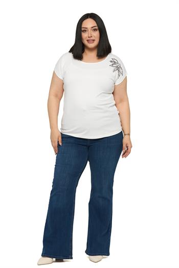 Büyük Beden Düşük Kısa Kollu Omuzda Yaprak Desenli Ekru Bluz