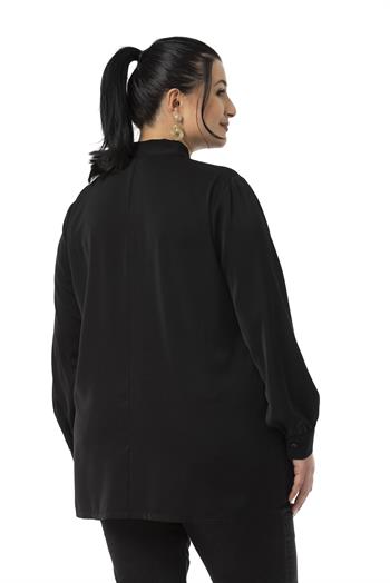 Büyük Beden Kravat Yaka D Toka Detaylı Siyah Bluz