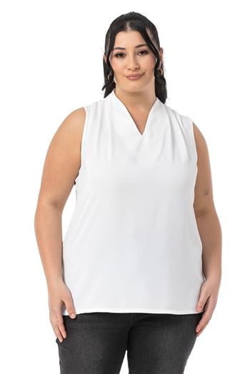 Büyük Beden Omzu Pile Detaylı V Yaka Kolsuz Beyaz Bluz