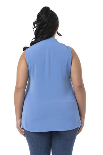 Büyük Beden Omzu Pile Detaylı V Yaka Kolsuz İndigo Bluz