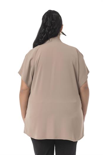 Büyük Beden Yakada Bağlama Detaylı Düşük Yarım Kollu Vizon Bluz