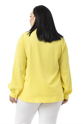 Büyük Beden Yakada Pırıltı Detaylı Manşetli Sarı Bluz