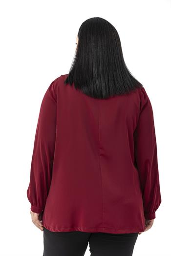 Büyük Beden Yakası Pileli Yanları Yırtmaçlı Bordo Bluz