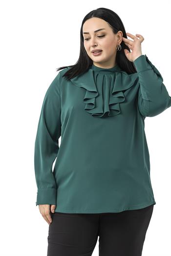 Büyük Beden Yakası Tek Kat Volanlı Manşetli Zümrüt Yeşili Bluz