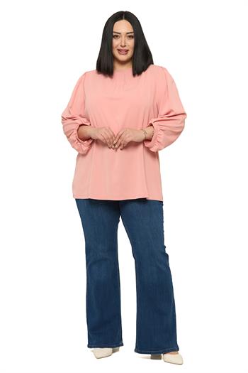 Büyük Beden Yuvarlak Yaka Truvakar Büzgülü Kollu Rahat Kesim Pudra Bluz