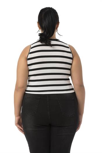 Büyük Beden Kalın Çizgili Kısa Beyaz Siyah Body