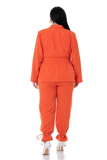 Büyük Beden Bağlama Detaylı Ceket Pantolon Turuncu Takım