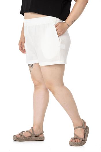 Plus Size Ecru Shorts with Elastic Waist and Side Pockets