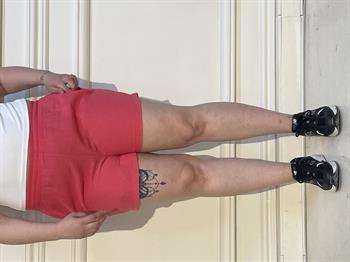 Plus Size Pomegranate Flower Shorts with Elastic Waist and Side Pockets