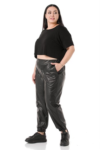Büyük Beden Beli ve Paçası Lastikli Cepli Siyah Deri Pantolon