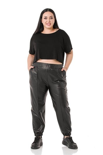 Büyük Beden Beli ve Paçası Lastikli Cepli Siyah Deri Pantolon