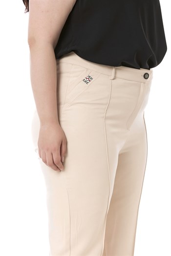 Plus Size Skinny Leg Ribbed Stitched Beige Trousers with Slits and Zippers