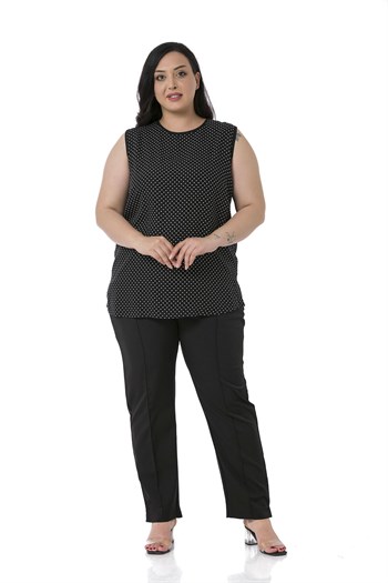 Plus Size Skinny Leg Ribbed Stitched Black Trousers with Slits and Zippers