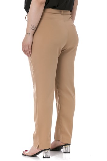 Plus Size Skinny Leg Ribbed Stitched Camel Trousers with Slits and Zippers