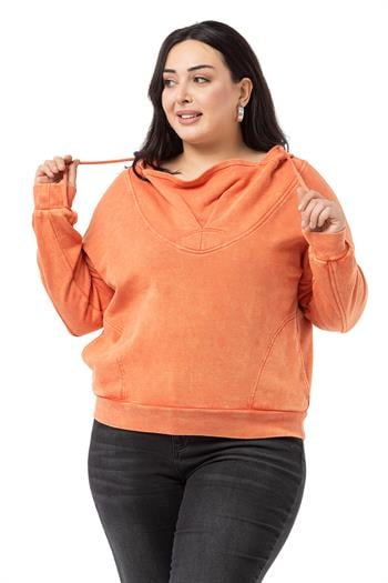 Büyük Beden Degaje Kapüşonlu Yaka Cepli Parça Boyalı Üç İplik Turuncu Sweatshirt