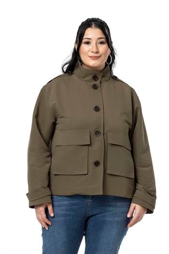 Büyük Beden Dik Yaka Kapaklı Torba Cepli Astarlı Kısa Haki Trençkot