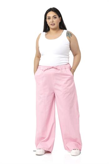 Büyük Beden Geniş Paça Bağlama Detaylı Gabardin Pembe Pantolon