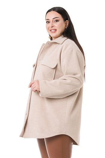 Büyük Beden Gömlek Yaka Kapaklı Cepli Astarlı Balıksırtı Dokuma Bej Kaban
