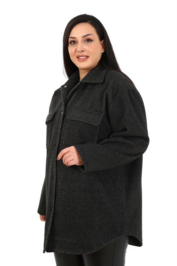 Büyük Beden Gömlek Yaka Kapaklı Cepli Astarlı Balıksırtı Dokuma Siyah Kaban