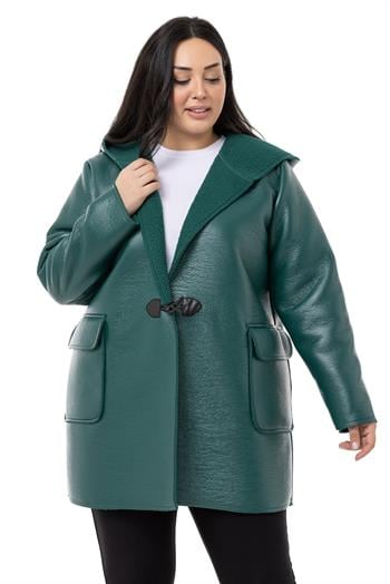 Büyük Beden Kapaklı Cepli Kapüşonlu Çoban Düğmeli İçi Kürklü Zümrüt Deri Kaban