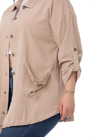 Büyük Beden Katlamalı Kollu Cebi Büzgü Detaylı Uzun Bej Rengi Ceket