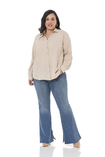 Büyük Beden Katlamalı Kollu Çift Cepli Sırt Büzgü Detaylı Arkası Uzun Bej Rengi Gömlek