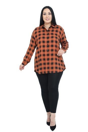 Büyük Beden Katlamalı Kollu Kareli Tarçın Rengi Kadın Gömlek
