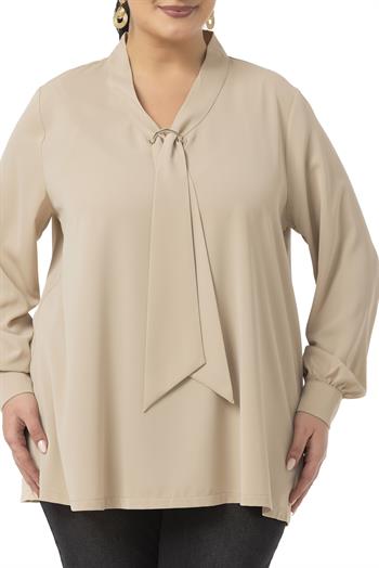 Büyük Beden Kravat Yaka D Toka Detaylı Bej Rengi Bluz