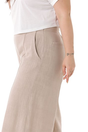 Plus Size Ribbed Stitched Pocket Zippered Wide Leg Linen Beige Trousers