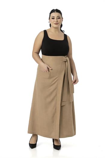 Büyük Beden Önden Yırtmaçlı Süs Bağlama Detaylı Torba Cepli Vizon Midi Etek