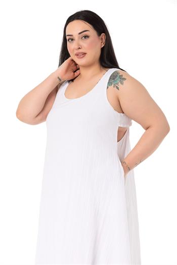 Büyük Beden Pencere Detaylı Askılı Beyaz Balon Elbise