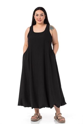 Büyük Beden Pencere Detaylı Askılı Siyah Balon Elbise