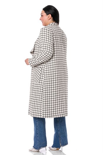 Büyük Beden Şal Yaka Düğmeli Torba Cepli Astarlı Beyaz Siyah Kaban