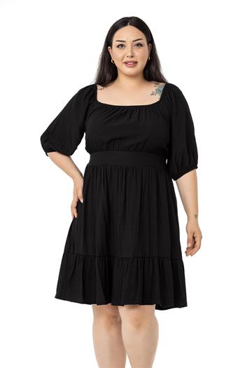 Büyük Beden Sırt Dekolteli Kısa Siyah Elbise