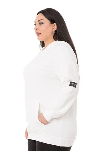 Büyük Beden Sırtında Yazı Detaylı Kapüşonlu Kanguru Cepli Üç İplik Beyaz Sweatshirt