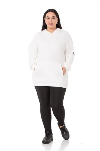 Büyük Beden Sırtında Yazı Detaylı Kapüşonlu Kanguru Cepli Üç İplik Beyaz Sweatshirt