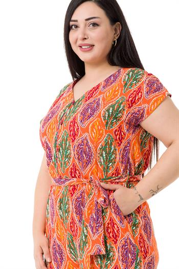 Büyük Beden V Yaka Önü Düğmeli Düşük Kollu Beli Lastikli Kuşaklı Cepli Turuncu Kadın Tulum