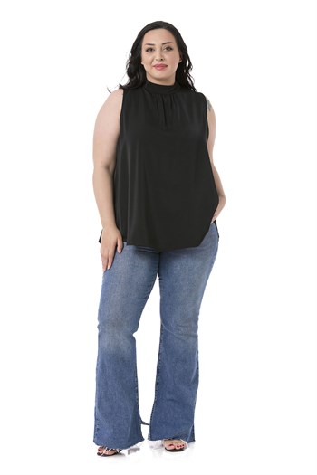 Büyük Beden Yakası Arkadan Düğmeli Dik Yaka Dökümlü Kolsuz Siyah Bluz