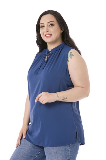 Plus Size Sleeveless İndigo Blouse with Tie-Down Collar High Collar and Side Slits