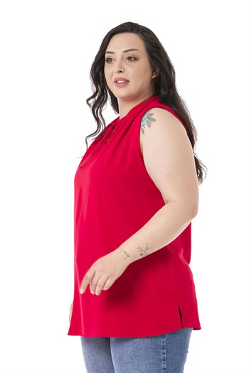 Plus Size Sleeveless Red Blouse with Tie-Down Collar High Collar and Side Slits