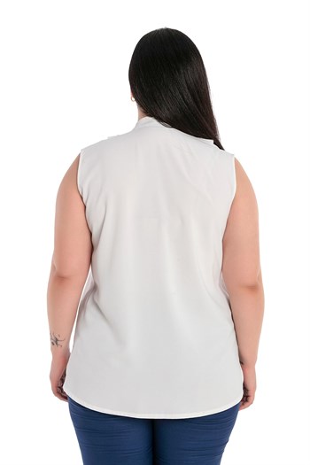 Büyük Beden Yakası İki Kat Volanlı Düğmeli Kolsuz Beyaz Gömlek