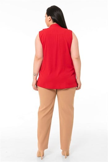 Büyük Beden Yakası İki Kat Volanlı Düğmeli Kolsuz Kırmızı Gömlek